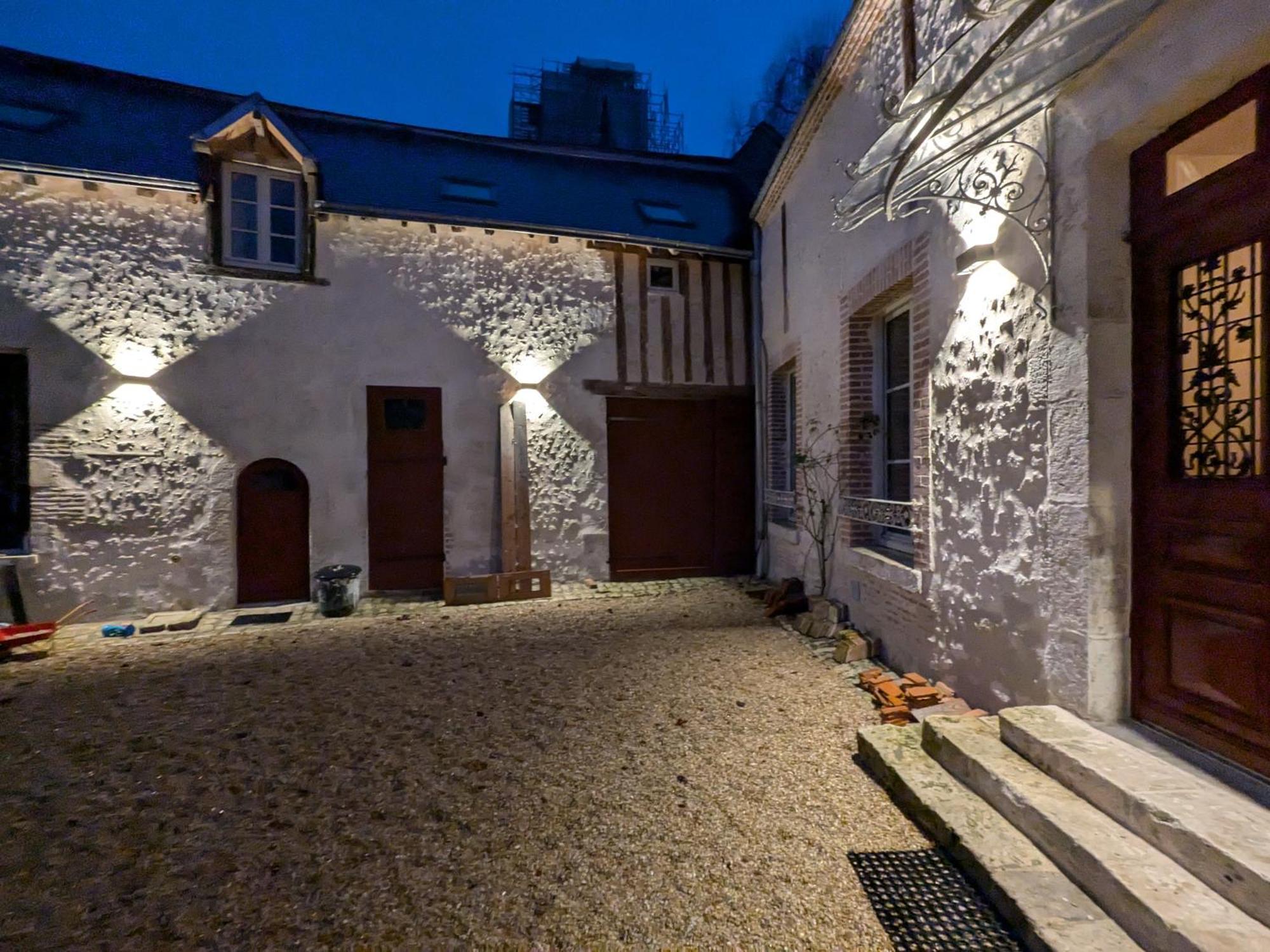 Hotel La Sourciere Beaugency Exterior foto